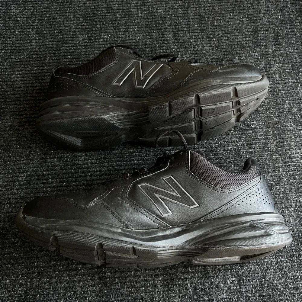 New Balance 411v1 Men 14 D Black Leather Walking Shoe Sneaker Casual Dad comfort